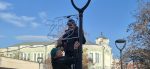В ход е монтажът на коледната украса в Търговище